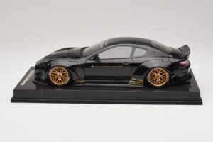 Maserati GranTurismo Liberty Walk Preto com Jantes Douradas AB Models 1:18 MAS-LB08-C Resina - imagem 3 de 7
