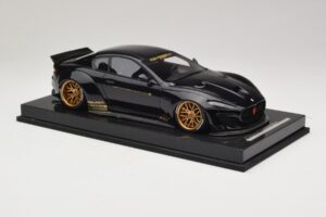 Maserati GranTurismo Liberty Walk Preto com Jantes Douradas AB Models 1:18 MAS-LB08-C Resina - imagem 4 de 7