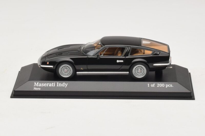 Maserati Indy Preto Minichamps 1:43 Maserati Indy Preto Minichamps 1:43 437123121 Metal