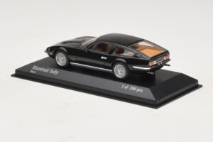 Maserati Indy Preto Minichamps 1:43 437123121 Metal - imagem 3 de 4