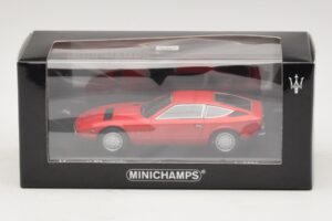 Maserati Khamsin Vermelho Minichamps 1:43 437123224 Metal - imagem 4 de 4
