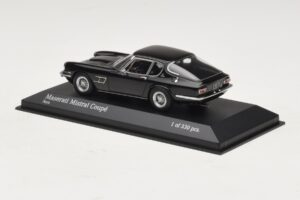 Maserati Mistral Preto Minichamps 1:43 437123421 Metal - imagem 3 de 4