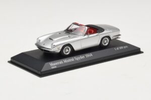 Maserati Mistral Spyder Prateado Minichamps 1:43 437123431 Metal - imagem 2 de 4