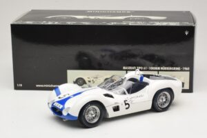 Maserati Tipo 61 #5 S. Moss / D. Gurney Camoradi ADAC 1000km Nurburgring Winner 1960 Minichamps 1:18 100601205 Metal - imagem 8 de 8