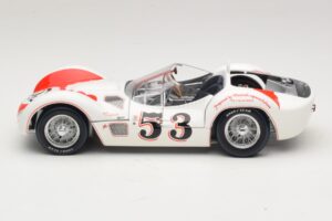 Maserati Tipo 61 #53 B. Krause Los Angeles Times Grand Prix Winner 1960 Minichamps 1:18 100601253 Metal - imagem 4 de 8