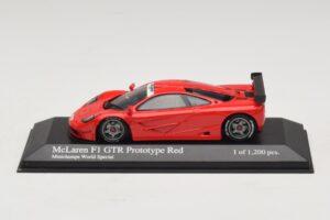 McLaren F1 GTR Prototype World Special Vermelho Minichamps 1:43 MCLAREN007 Metal - imagem 3 de 4