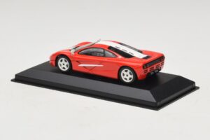 McLaren F1 Vermelho Com Riscas Brancas Minichamps 1:43 MCLAREN005 Metal - imagem 2 de 4