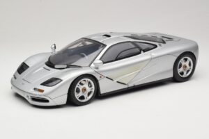 McLaren F1 Prata Minichamps 1:12 530133123 Metal