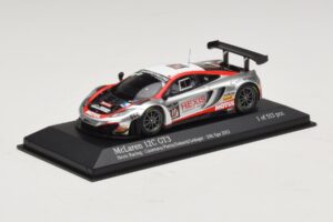McLaren MP4-12C GT3 #107 Hexis Racing Cazenave / O. Panis 24 Hours of Spa 2013 Minichamps 1:43 437131397 Metal - imagem 2 de 4