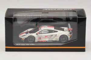 McLaren MP4-12C GT3 #11 Art Grand Prix Leclerc / Parisy 24 Hours of Spa 2013 Minichamps 1:43 437131311 Metal - imagem 4 de 4