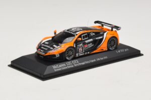 McLaren MP4-12C GT3 #15 Boutsen Racing Bovy / Broggi 24 Hours of Spa 2012 Minichamps 1:43 437121315 Metal - imagem 2 de 4