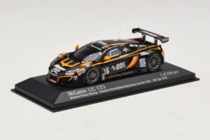 McLaren MP4-12C GT3 #16 Boutsen Racing Schmetz / Demirdjian 24 Hours of Spa 2014 Minichamps 1:43 437141316 Metal - imagem 2 de 4
