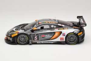 McLaren MP4-12C GT3 #5 D. Wauters 24 Hours of Spa 2013 Minichamps 1:18 151131305 Metal - imagem 3 de 6