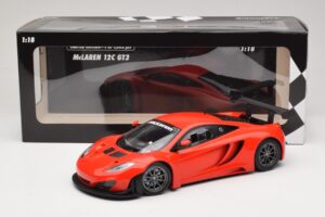 McLaren MP4-12C GT3 Vermelho 2013 Minichamps 1:18 151121392 Metal - imagem 6 de 6