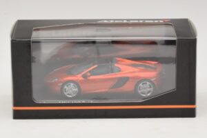 McLaren MP4-12C Spider Laranja Metálico Minichamps 1:43 530133030 Metal - imagem 4 de 4