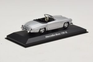 Mercedes 190 SL W121 Prata Maxichamps 1:43 940033130 Metal - imagem 2 de 4