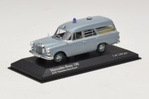 Mercedes 190 W110 Ambulância DRK Minichamps 1:43 400037270 Metal - imagem 2 de 4