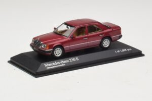 Mercedes 230E W124 Vermelho Metálico Minichamps 1:43 400037001 Metal - imagem 2 de 4