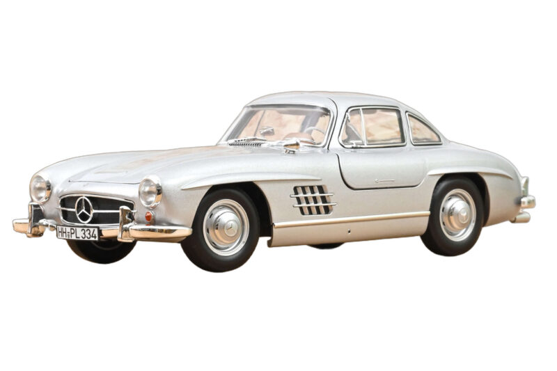Mercedes 300 SL W198 Gullwing Prateado Norev 1:18 Mercedes 300 SL W198 Gullwing Prateado Norev 1:18 183857 Metal