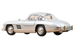 Mercedes 300 SL W198 Gullwing Prateado Norev 1:18 183857 Metal - imagem 3 de 5