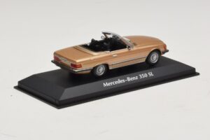 Mercedes 350 SL R107 Dourado Maxichamps 1:43 940033431 Metal - imagem 2 de 4