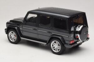 Mercedes AMG G63 W463 Preto GT Spirit 1:18 GT035 Resina - imagem 5 de 6