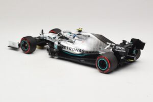 Mercedes AMG Petronas W10 #77 V. Bottas German GP 2019 Minichamps 1:18 110191177 Metal - imagem 5 de 7