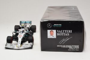 Mercedes AMG Petronas W10 #77 V. Bottas German GP 2019 Minichamps 1:18 110191177 Metal - imagem 7 de 7