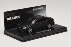 Mercedes Brabus 850 E63 W212 Preto Mate Minichamps 1:43 437034101 Metal - imagem 2 de 5