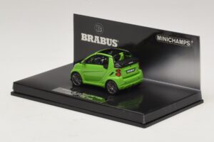 Mercedes Brabus Ultimate 120 Cabriolet Verde Minichamps 1:43 437032731 Metal - imagem 3 de 5