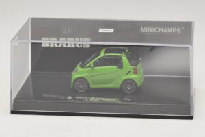 Mercedes Brabus Ultimate 120 Cabriolet Verde Minichamps 1:43 437032731 Metal - imagem 4 de 5