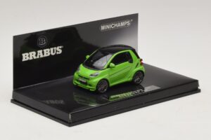 Mercedes Brabus Ultimate 120 Verde Minichamps 1:43 437032700 Metal - imagem 2 de 5