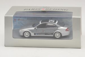 Mercedes E-Class #36 Team MB Guard Rally Paris-Peking 2007 Minichamps 1:43 B66962270 Metal - imagem 5 de 5