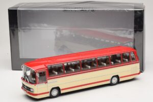 Mercedes O 302 Vermelho Creme Minichamps 1:43 439035190 Metal - imagem 6 de 6