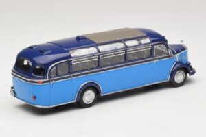 Mercedes O 3500 Autocarro Azul Claro Azul Escuro Minichamps 1:43 439360011 Metal - imagem 2 de 6