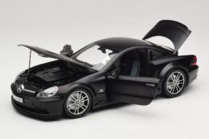 Mercedes SL65 AMG R230 Black Series Matt Black Minichamps 1:18 100038121 Metal - imagem 2 de 8