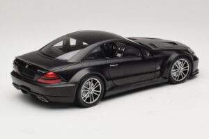 Mercedes SL65 AMG R230 Black Series Matt Black Minichamps 1:18 100038121 Metal - imagem 3 de 8