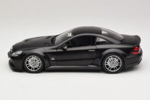 Mercedes SL65 AMG R230 Black Series Matt Black Minichamps 1:18 100038121 Metal - imagem 4 de 8
