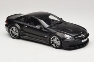 Mercedes SL65 AMG R230 Black Series Matt Black Minichamps 1:18 100038121 Metal - imagem 6 de 8