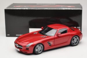 Mercedes SLS AMG C197 Vermelho Metálico Minichamps 1:18 100039020 Metal - imagem 8 de 8