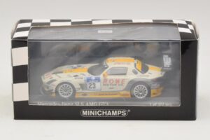 Mercedes SLS AMG GT3 #23 Rowe Racing Arnold / Roloff Nurburgring 24 Hours 2013 Minichamps 1:43 410133223 Metal - imagem 4 de 4