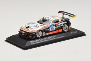 Mercedes SLS AMG GT3 #65 Hankook 24 Hours of Nurburgring 2012 Minichamps 1:43 437123265 Metal - imagem 2 de 4