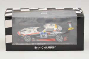 Mercedes SLS AMG GT3 #65 Hankook 24 Hours of Nurburgring 2012 Minichamps 1:43 437123265 Metal - imagem 4 de 4