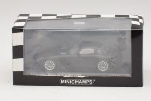 Mercedes SLS AMG GT3 Preto Mate Minichamps 1:43 410113200 Metal - imagem 4 de 4