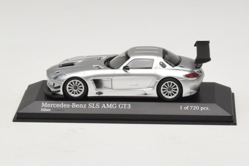 Mercedes SLS AMG GT3 Prateado Minichamps 1:43 Mercedes SLS AMG GT3 Prateado Minichamps 1:43 410113202 Metal
