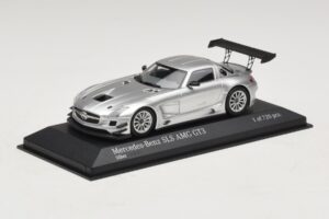 Mercedes SLS AMG GT3 Prateado Minichamps 1:43 410113202 Metal - imagem 2 de 4