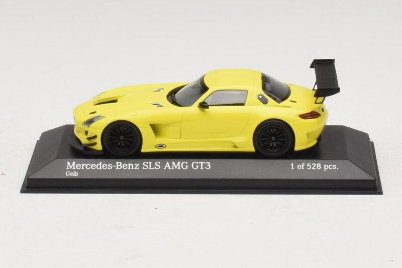 Mercedes SLS AMG GT3 Amarelo Minichamps 1:43 Mercedes SLS AMG GT3 Amarelo Minichamps 1:43 410113201 Metal
