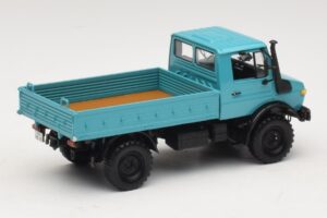 Mercedes Unimog 1300 L Camião de Plataforma Azul Minichamps 1:43 439033020 Metal - imagem 2 de 6