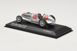 Mercedes W125 R. Caracciola German GP 1937 Minichamps 1:43 400370012 Metal - imagem 3 de 3
