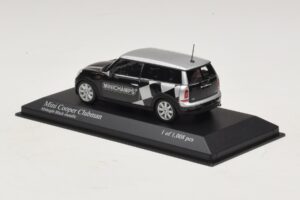 Mini Cooper Clubman R55 Preto Metálico Minichamps 1:43 431138672 Metal - imagem 3 de 4